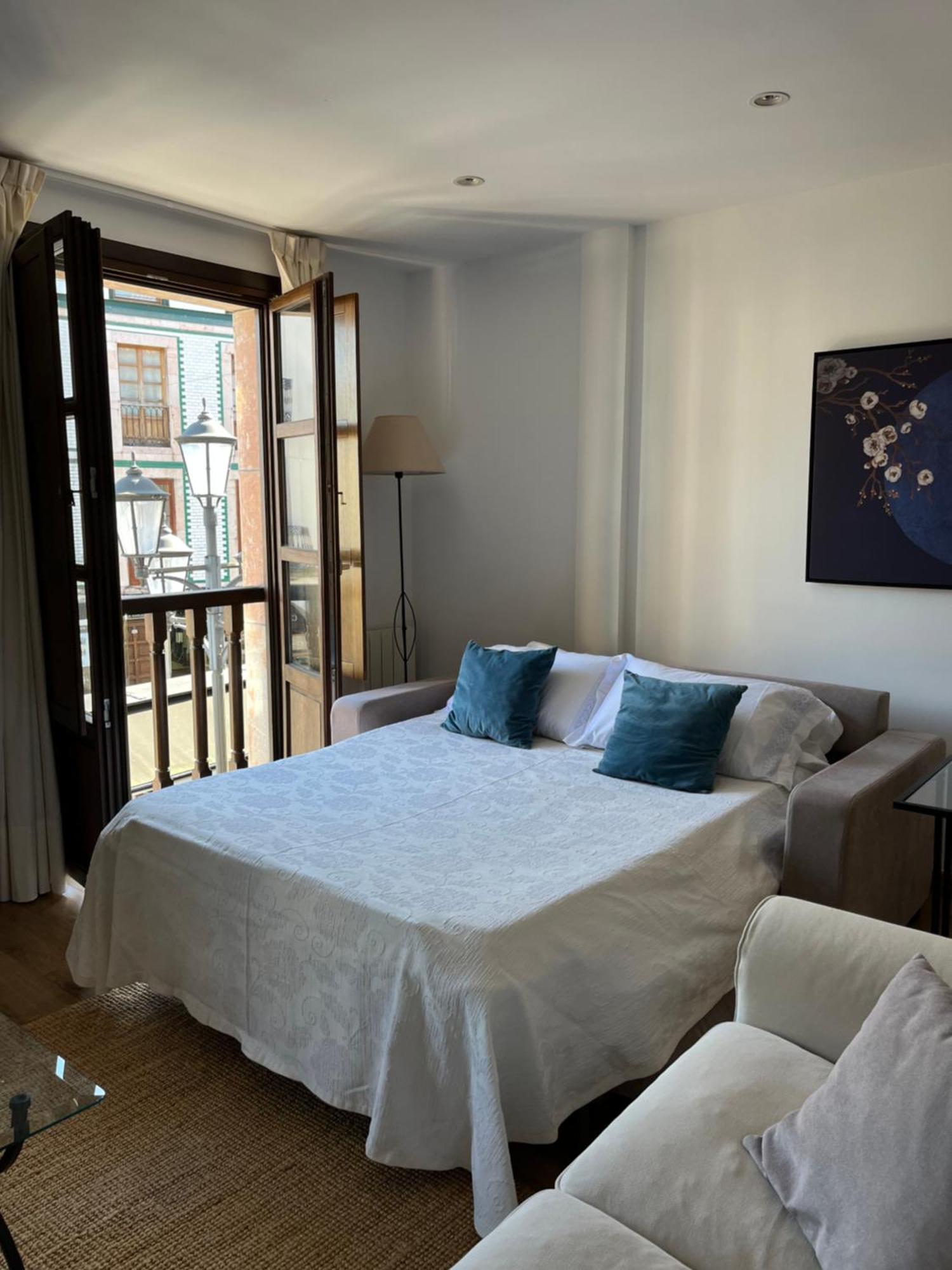La Plaza De Llanes, Plaza Parres Sobrino, 6 Apartment Exterior photo